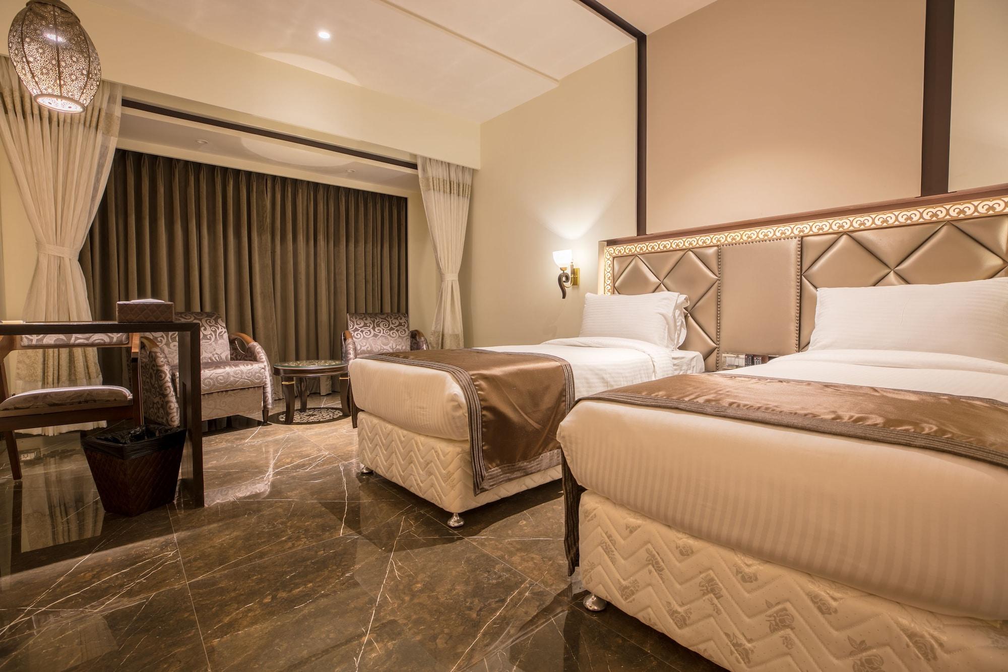 Hotel Peninsula Redpine Mumbai Exterior photo