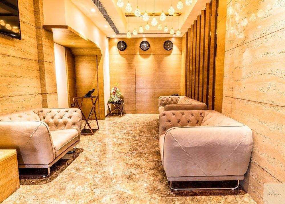 Hotel Peninsula Redpine Mumbai Exterior photo