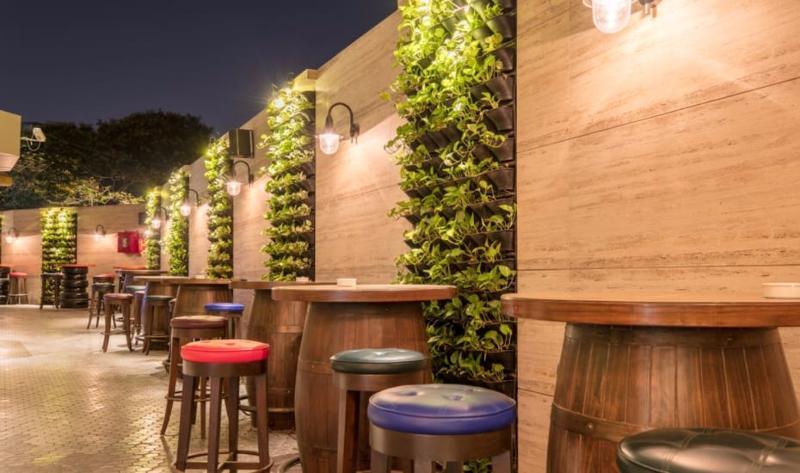Hotel Peninsula Redpine Mumbai Exterior photo