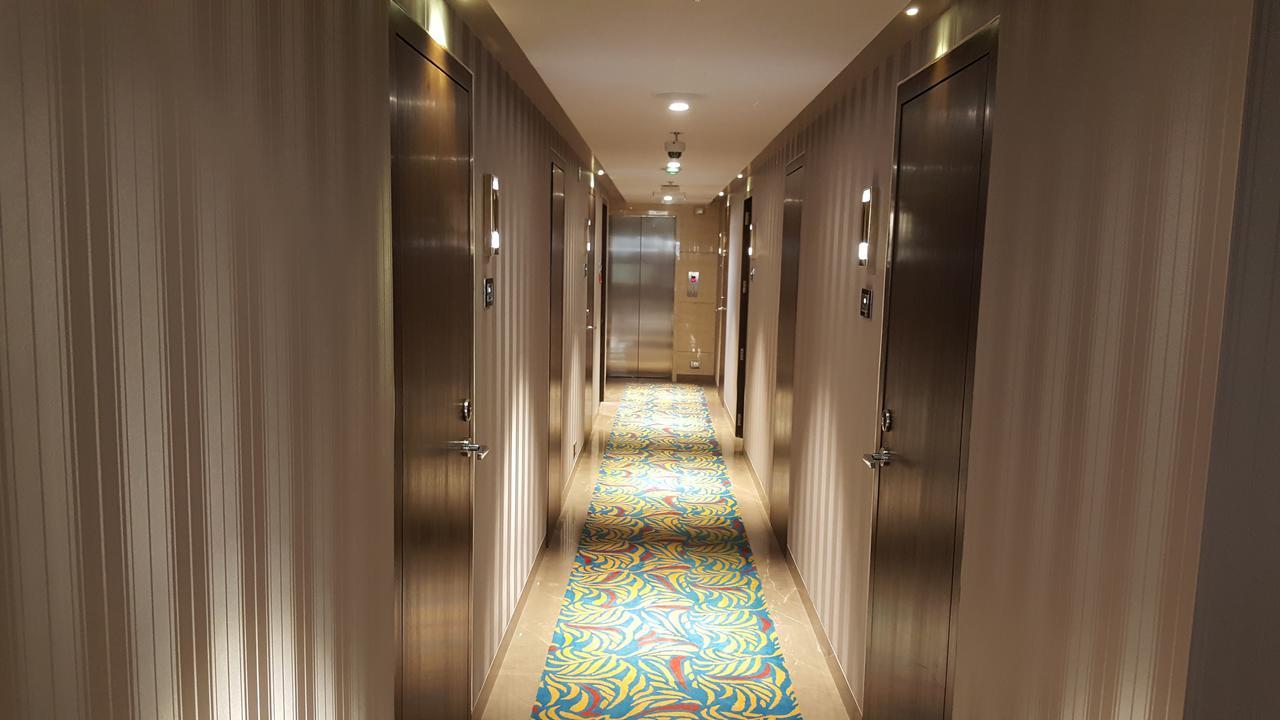 Hotel Peninsula Redpine Mumbai Exterior photo