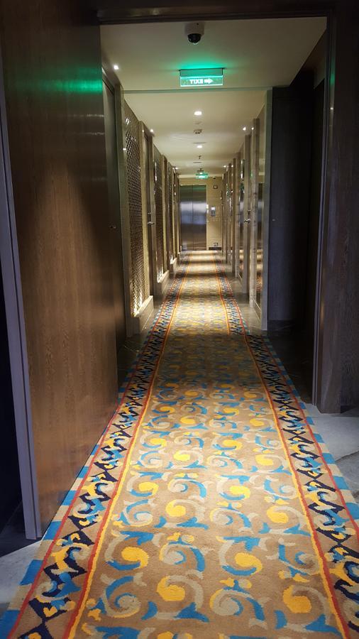 Hotel Peninsula Redpine Mumbai Exterior photo